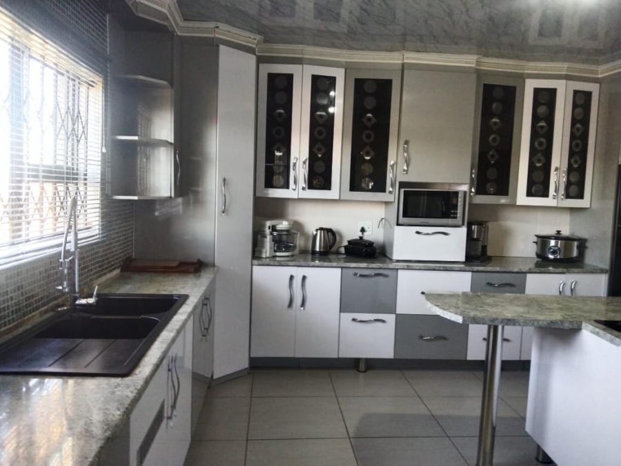 5 Bedroom Property for Sale in Kestell Free State